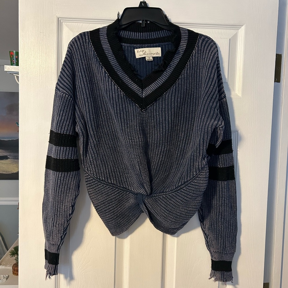 Vintage Havana sweater top